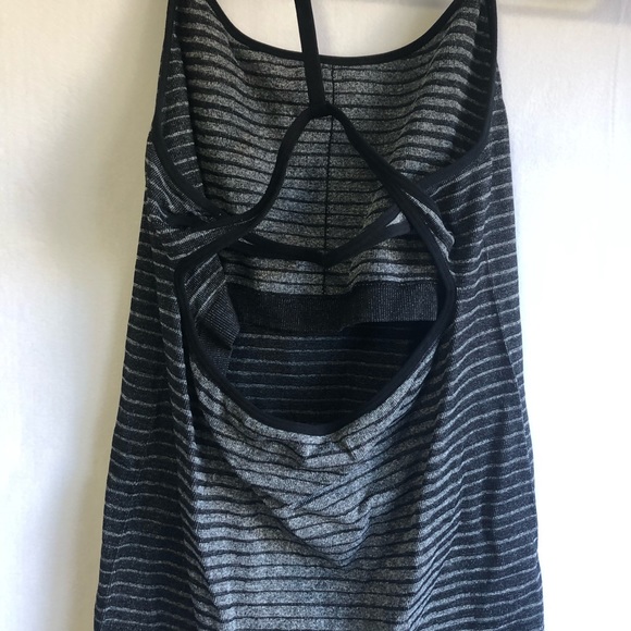 Fabletics top - Picture 3 of 5